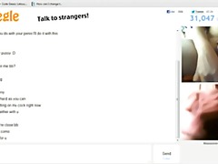 Omegle girl toys pussy